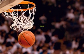 开云下载|白边已成季后赛最郁闷之人,将与主帅、莱利沟通,未来去向成谜