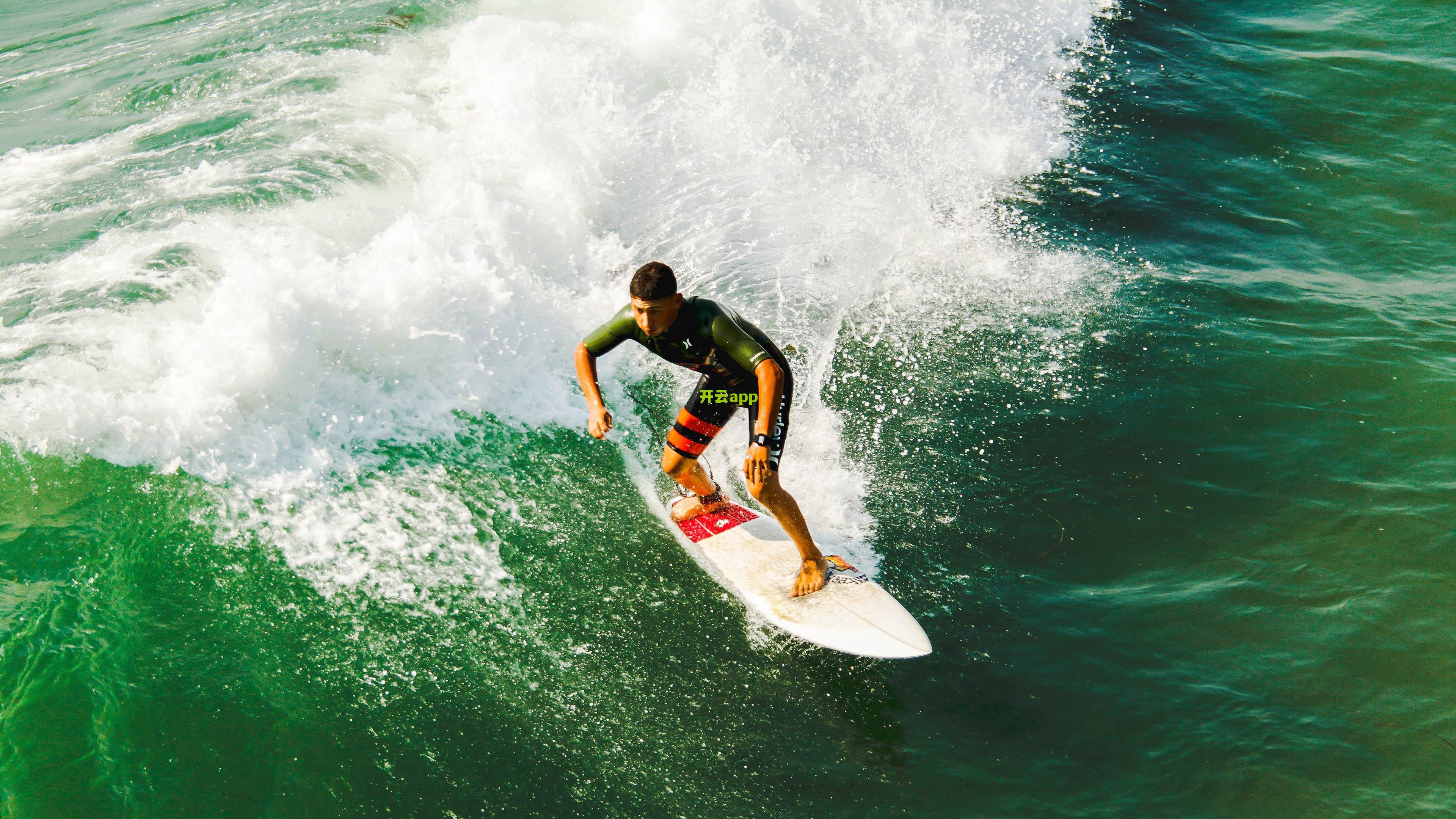 布伦森突然崛起并非偶然,父母的指导为他铺就道路