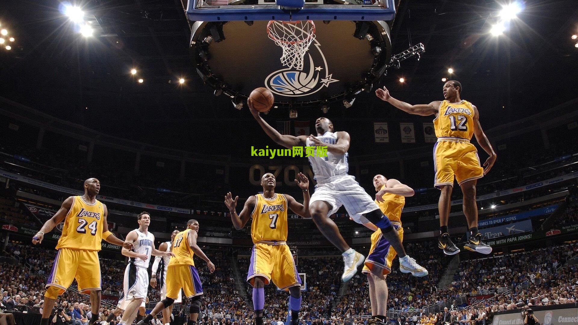 韩德君调侃郭艾伦三分球砸坏篮筐 辽宁队内欢乐多显冠军底蕴