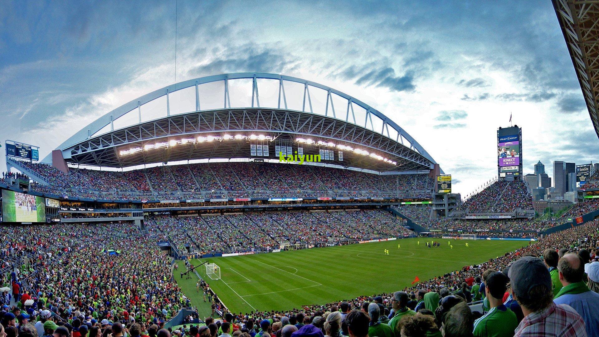 杰伦-威廉姆斯全能防守闪耀全场 手感冰凉难掩关键贡献 雷霆青年军再显韧性